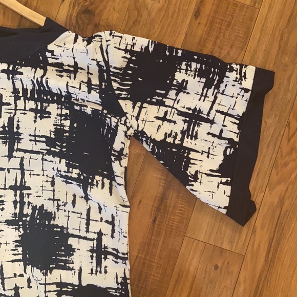 NWOT Top - Picture 3 of 5